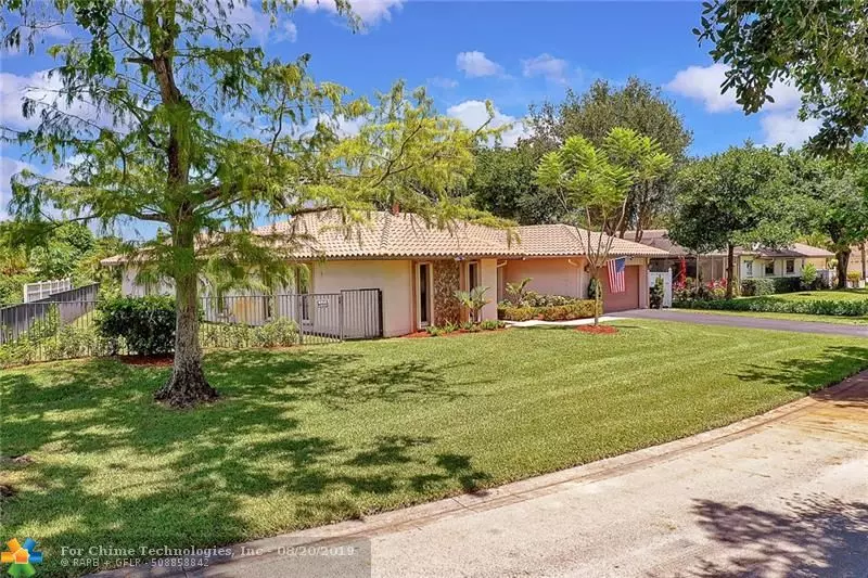 340 NW 99th Way, Coral Springs, FL 33071