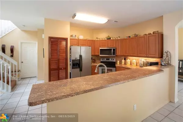 Pembroke Pines, FL 33029,322 SW 193rd Ave