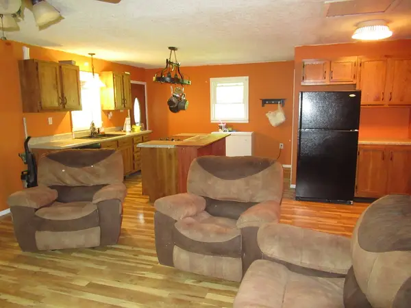 429 WOODBRIER ESTATES ROAD, Alderson, WV 24910