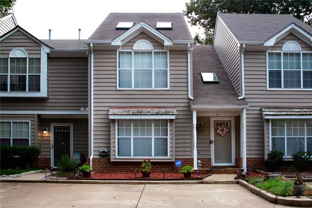 Hampton, VA 23666,5 Red Oak PL