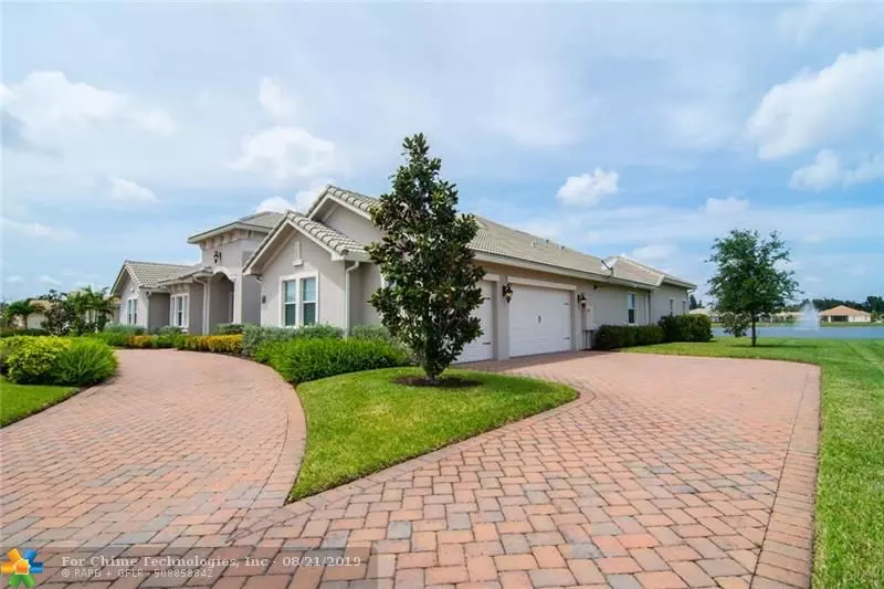 5301 S Sterling Ranch Circle, Davie, FL 33314