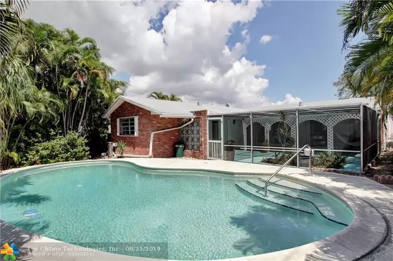 464 NW 11th St, Boca Raton, FL 33432