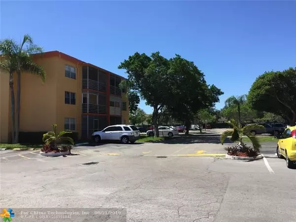 Pompano Beach, FL 33064,4354 NW 9th Ave  #14-1C