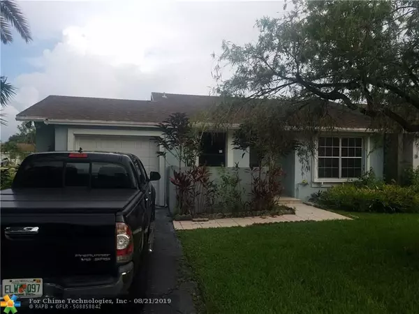 5576 Lakewood Cir., Margate, FL 33063