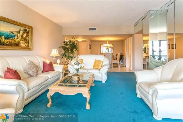 Lauderdale By The Sea, FL 33308,4900 N Ocean Blvd  #1604