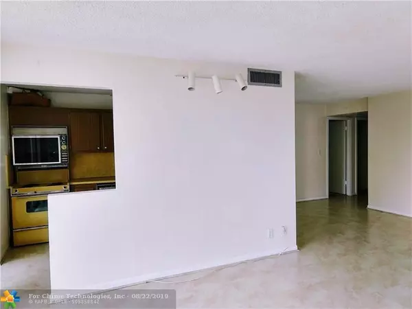 Fort Lauderdale, FL 33315,1350 River Reach Dr  #217