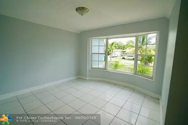 Lauderhill, FL 33313,5250 NW 14 Place