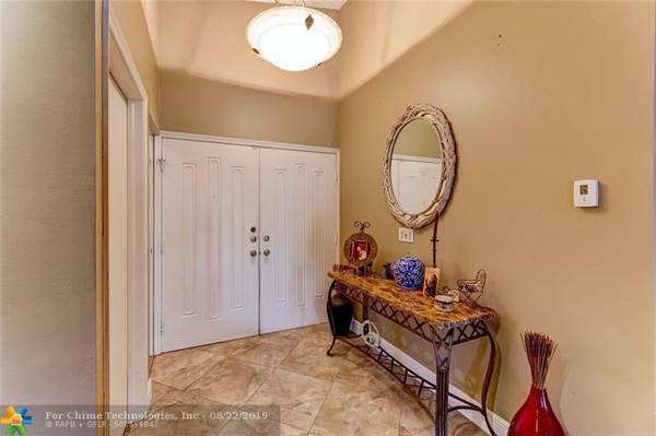 510 NW 113th Ave, Coral Springs, FL 33071