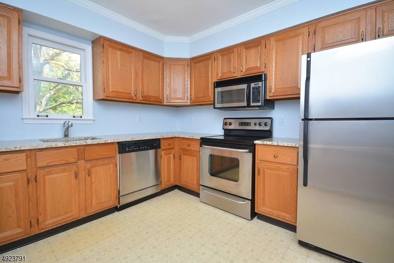 24 COMMONWEALTH DR, Bernards Twp., NJ 07920