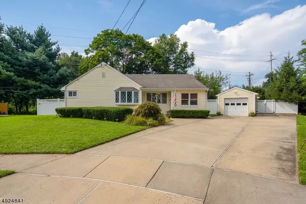 8 EDISON CT 1X, Fair Lawn Boro, NJ 07410