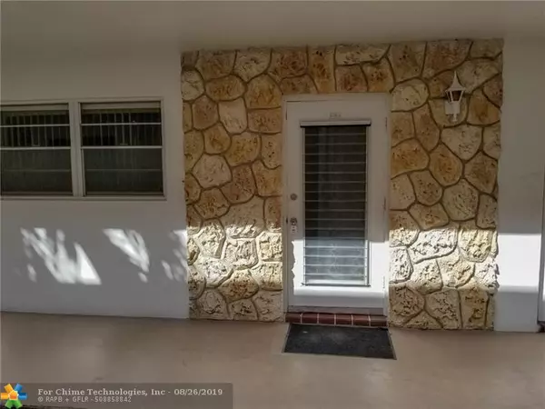 Pompano Beach, FL 33064,2525 W Golf Blvd  #115