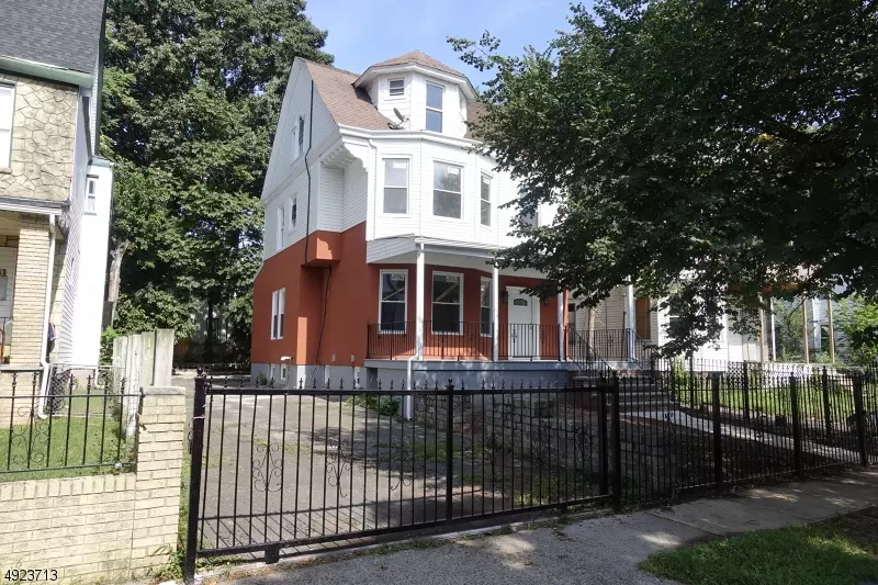 163 N 18TH ST, East Orange City, NJ 07017