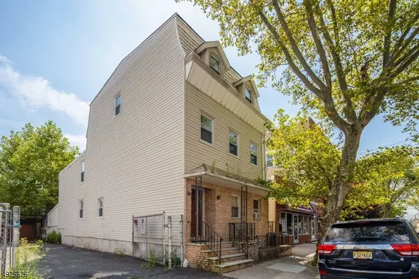 Newark City, NJ 07105,210 JEFFERSON ST