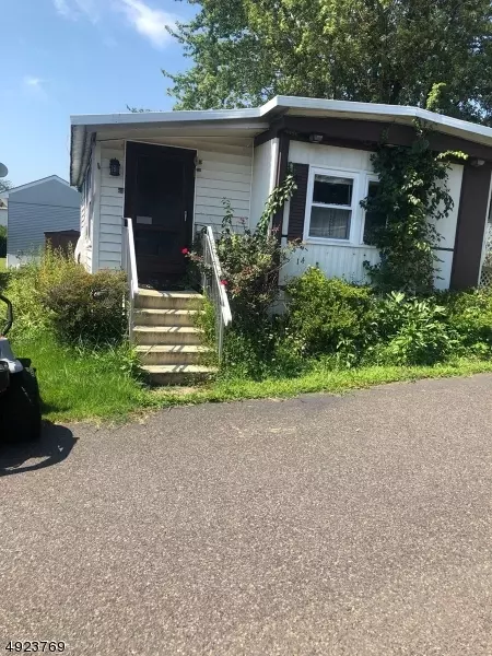 195 W MAIN ST #14, Chester Boro, NJ 07930