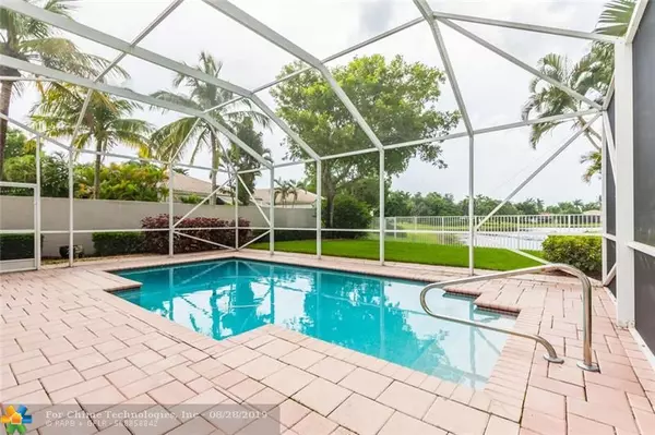 Weston, FL 33327,2548 Bay Pointe Dr