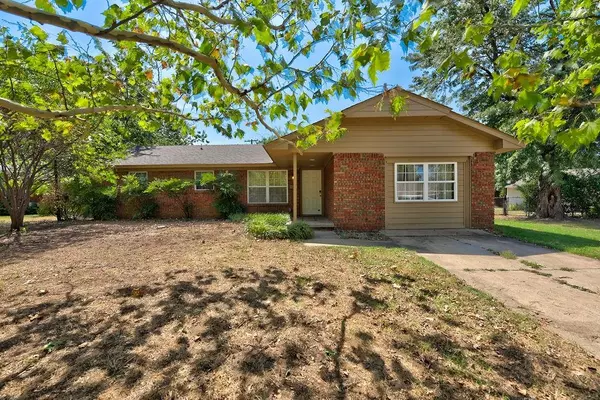 Norman, OK 73069,124 Mimosa Drive