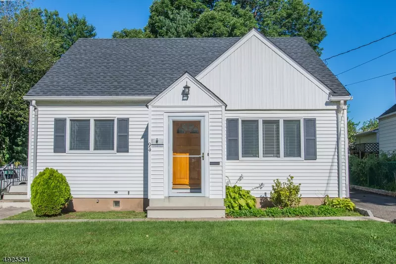 Clifton City, NJ 07012,94 BROOKWOOD RD