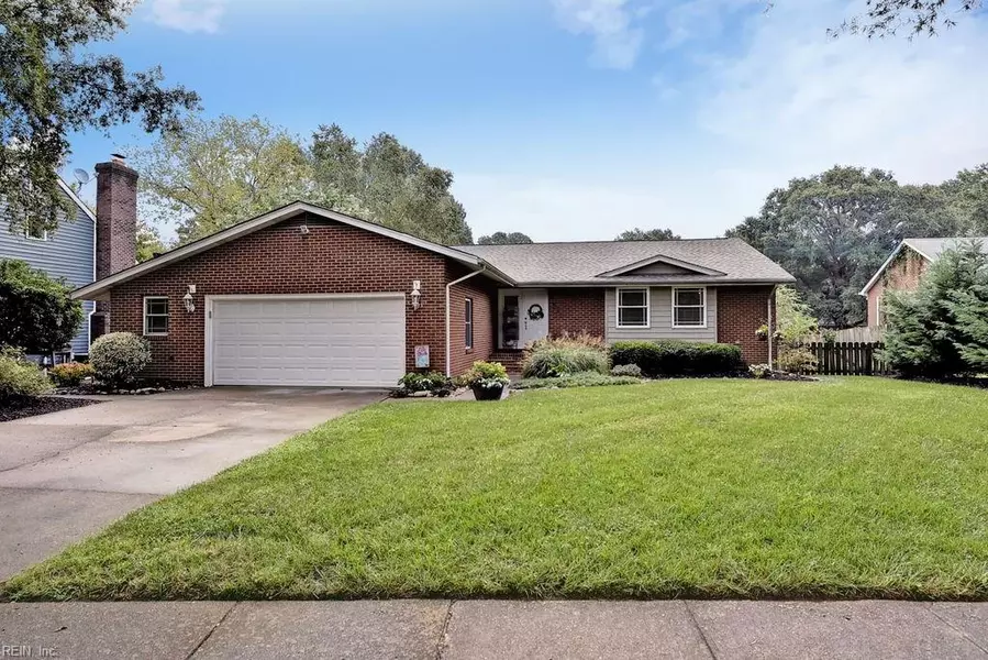 316 Burgh Westra DR, Hampton, VA 23669