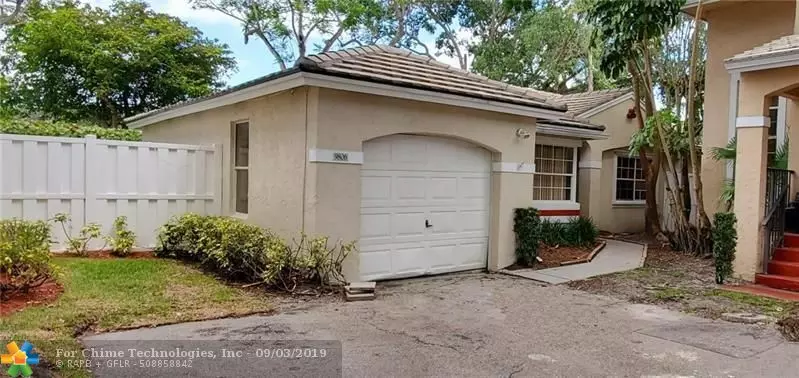 9806 NW 2nd Ct, Plantation, FL 33324