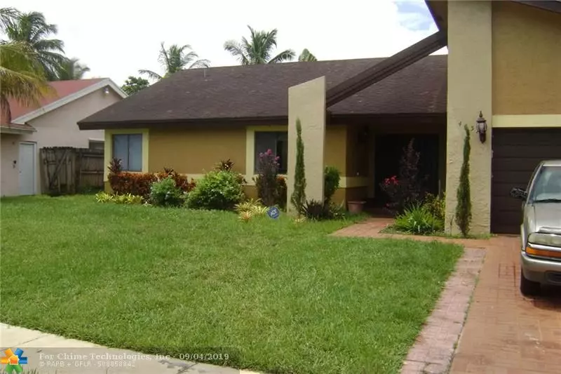 4451 NW 74th Ave, Lauderhill, FL 33319