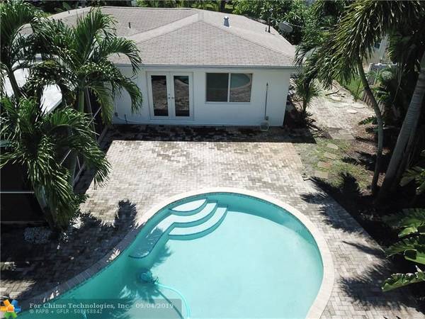 251 NW 34th St, Oakland Park, FL 33309