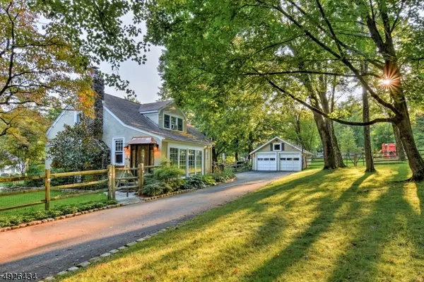 15 Cottage Street, Bernards Twp., NJ 07920