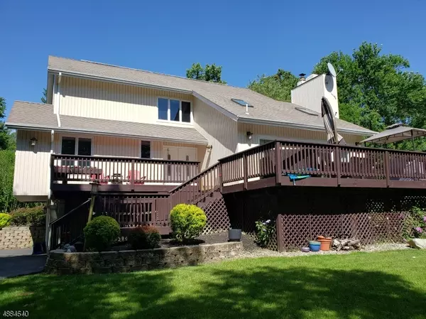 104 LYNN DR, Byram Twp., NJ 07821