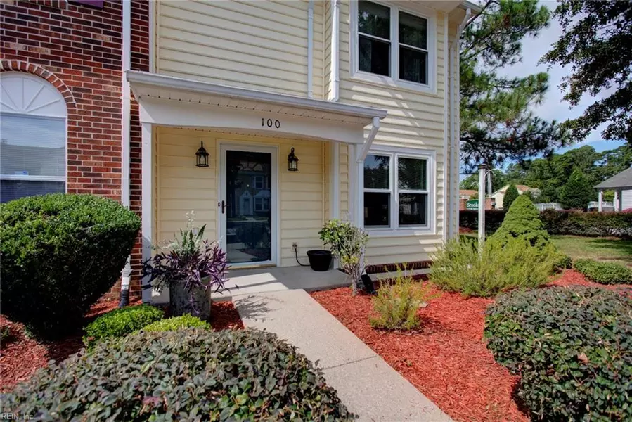 100 Whitewater DR, Newport News, VA 23608
