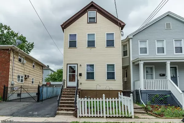 932 FLORA ST, Elizabeth City, NJ 07201