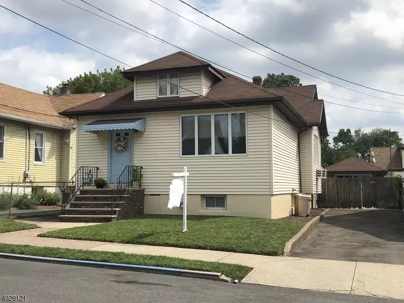 271-275 E 24TH ST, Paterson City, NJ 07514