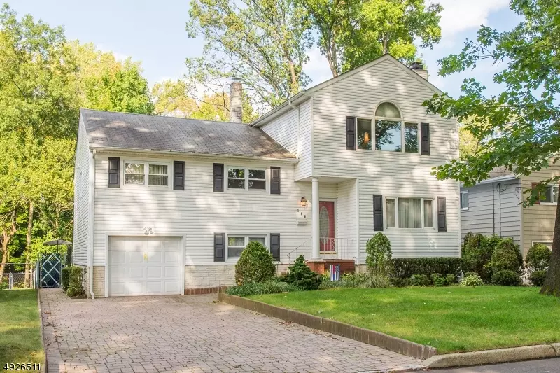 156-58 COLES AVE, Hackensack City, NJ 07601