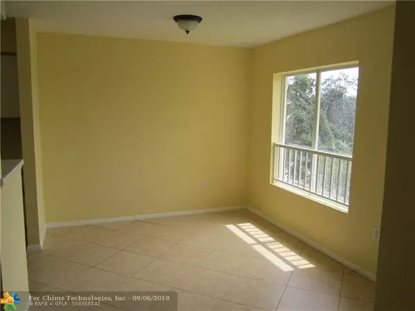 Oakland Park, FL 33309,2331 NW 33rd St  #315