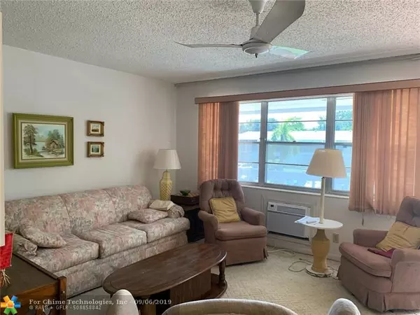 Deerfield Beach, FL 33442,422 Durham N  #422