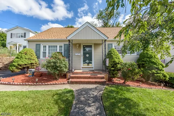 32 GREYLOCK PL, Belleville Twp., NJ 07109