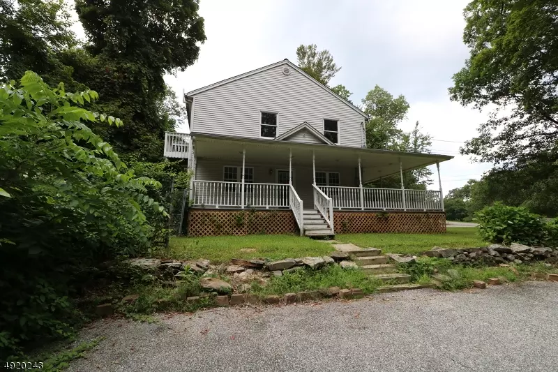 20 GLADSTONE RD, West Milford Twp., NJ 07421