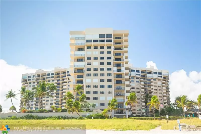 Lauderdale By The Sea, FL 33308,4900 N Ocean Blvd  #421