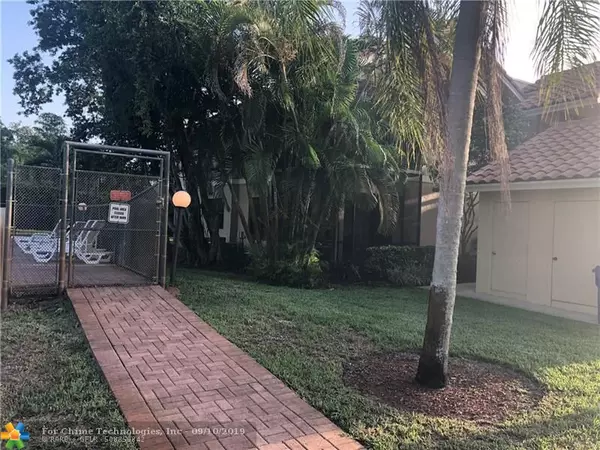 Coral Springs, FL 33071,8407 Shadow Ct  #3-10