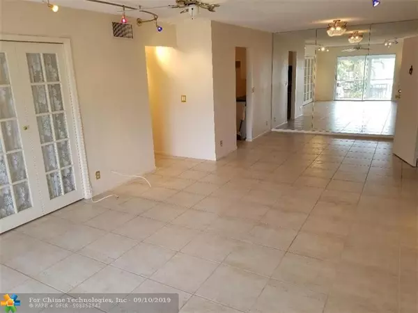 Fort Lauderdale, FL 33308,6399 Bay Club Dr  #3