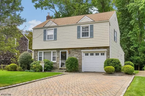 15 BRIARWOOD TER, Cedar Grove Twp., NJ 07009