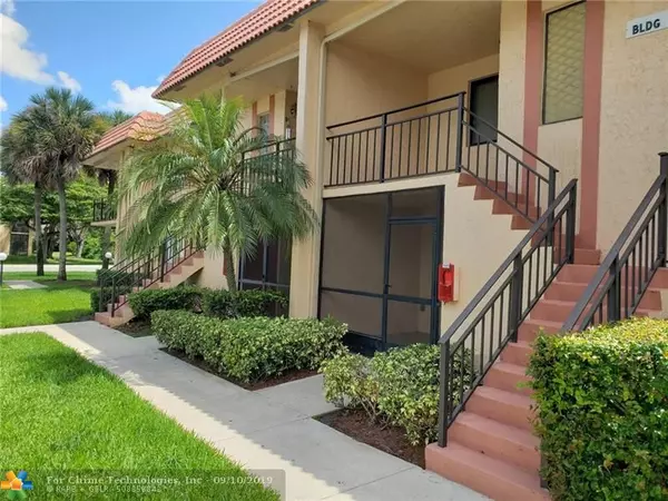 150 NE Lakeview Dr  #104, Weston, FL 33326