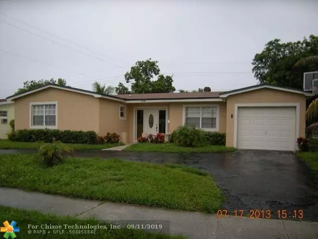 3198 NW 41st St, Lauderdale Lakes, FL 33309