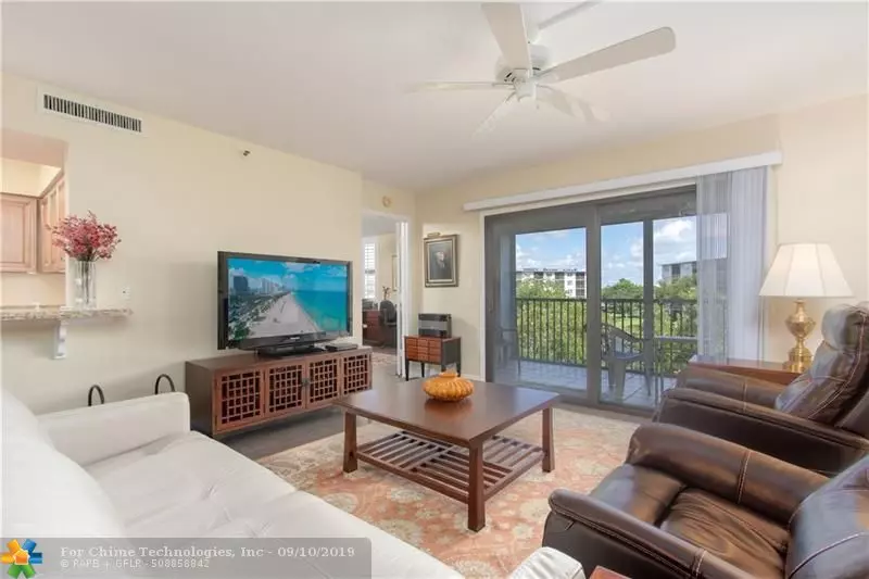 Pompano Beach, FL 33069,2217 Cypress Island Dr  #304