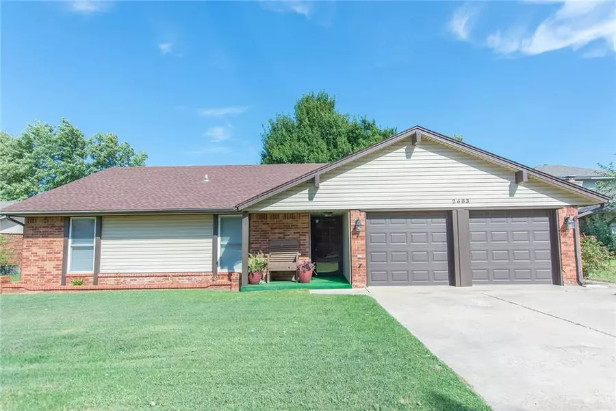 2603 S Miles Avenue, El Reno, OK 73036