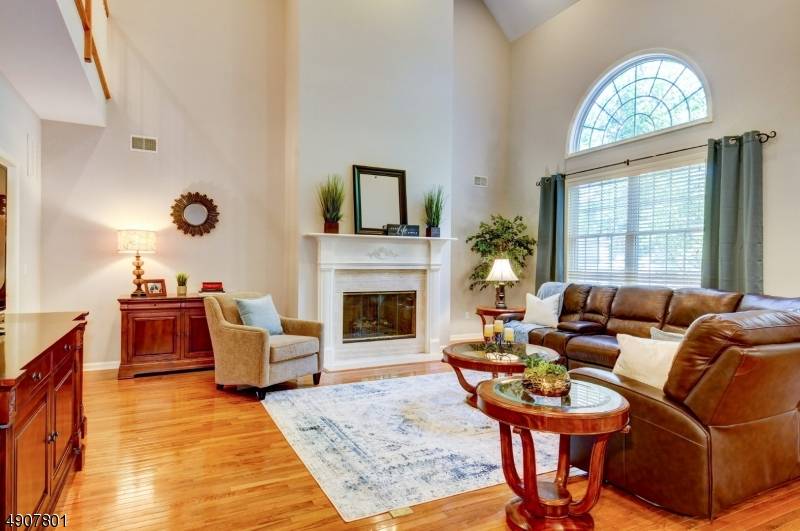 4 DICKINSON RD, Bernards Twp., NJ 07920