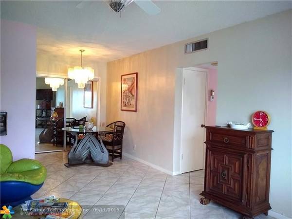 Pompano Beach, FL 33060,418 S Cypress Rd  #129