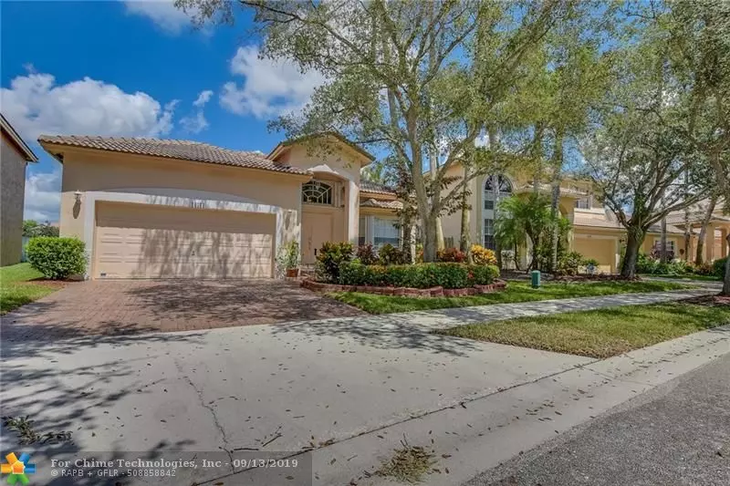 16511 Ruby Lk, Weston, FL 33331