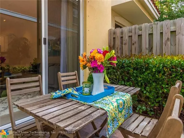 Plantation, FL 33325,12446 EMERALD CREEK MNR  #12446