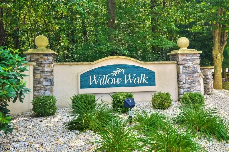 Roxbury Twp., NJ 07852,22 PASTURE CT #22