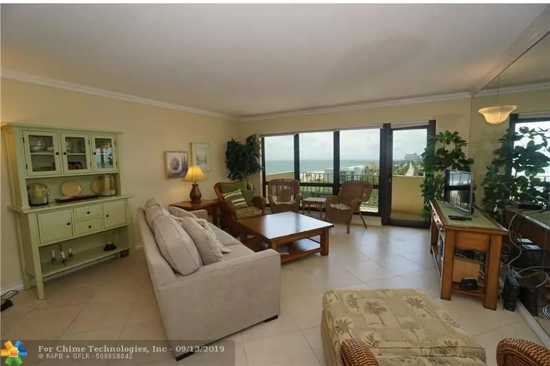 Lauderdale By The Sea, FL 33308,4900 N Ocean Blvd  #901