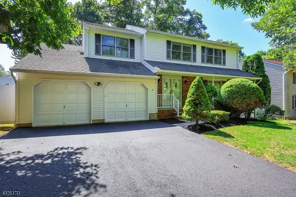 6 MENLO TER, Edison Twp., NJ 08820